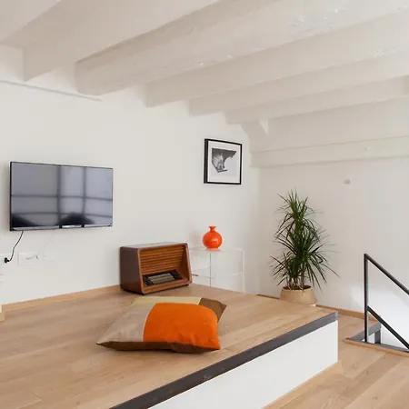 דירה Bright Terrace Loft In Center פירנצה