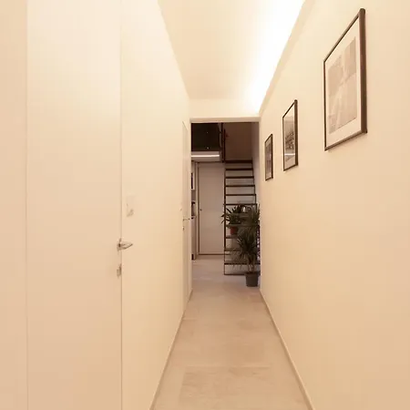 דירה Bright Terrace Loft In Center *